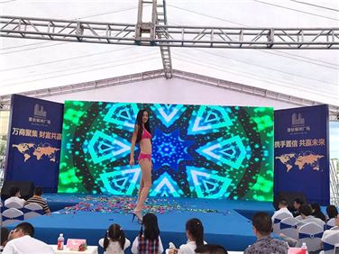 商演現場使用LED舞臺屏案例